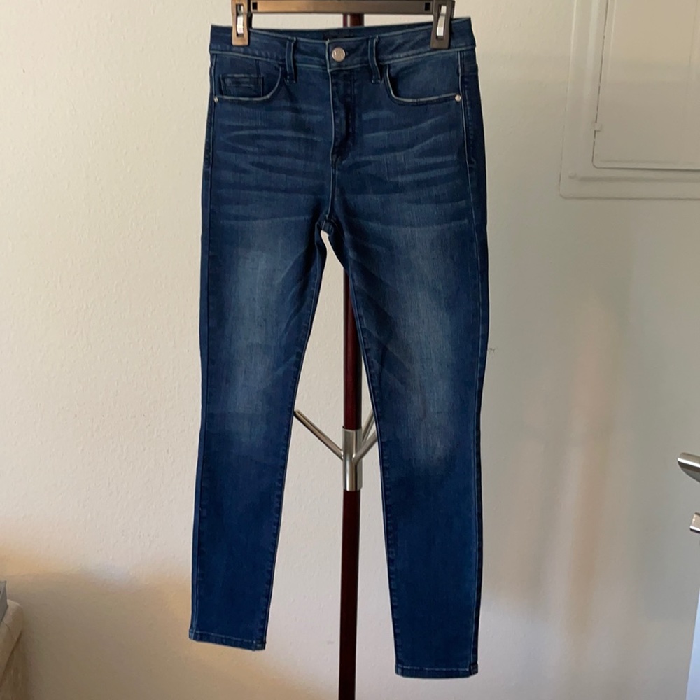 Hourglass skinny jeans